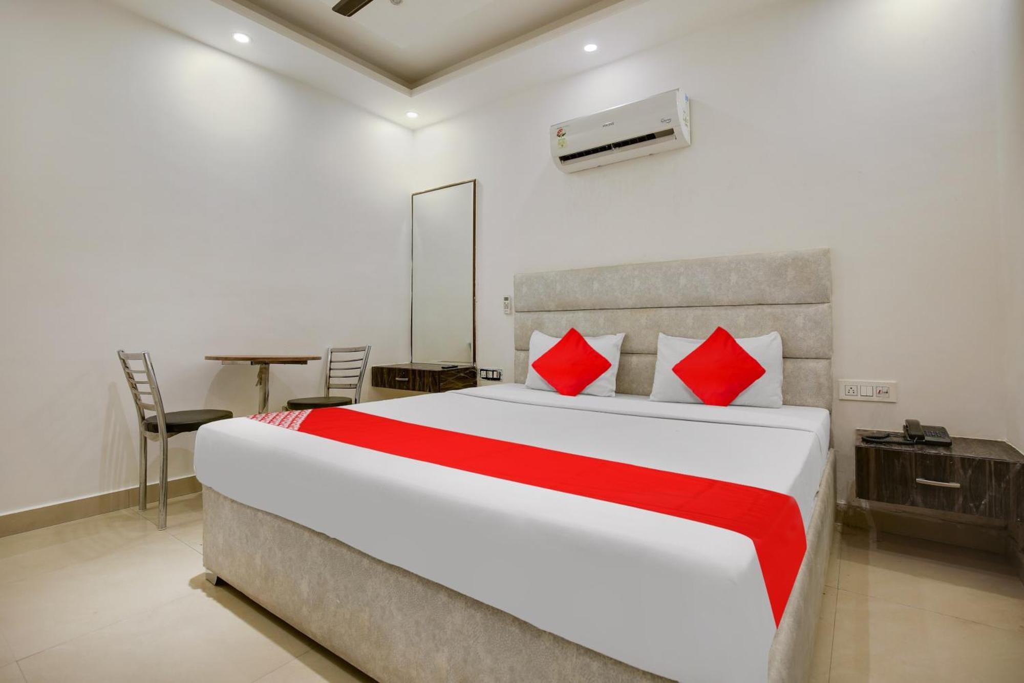 Zirakpur Hotel O Av Continental מראה חיצוני תמונה