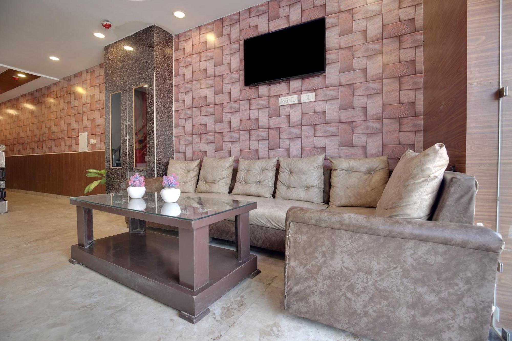 Zirakpur Hotel O Av Continental מראה חיצוני תמונה